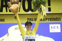 Деми Волеринг триумфира във второто издание на Тур дьо Франс при дамите