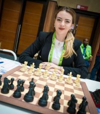 Българските шахматисти с победа и реми на Световната купа в Баку