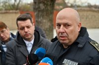 Отстраниха директора на пловдивската полиция заради убийството в Цалапица, протестите не стихват