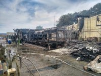 Пожар изпепели ресторант във Варна (СНИМКИ)