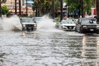 Ураганът Хилари приближава Мексико и Калифорния