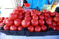 НАП и БАБХ започват проверки и на търговците на плодове и зеленчуци