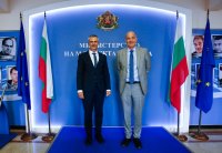 Министър Димитър Илиев проведе среща с посланика на САЩ Кенет Мертен