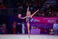 Стилияна Николова спечели бронз във финала на топка на световното по художествена гимнастика във Валенсия