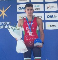 Александър Божилов спечели сребърен медал в турнира от Европейската купа по триатлон за младежи в Кишинев