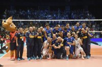 Италия започна с категорична победа защитата на титлата си на европейското първенство по волейбол за мъже