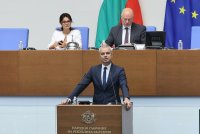 С декларация от "Възраждане" поискаха оставката на военния министър Тодор Тагарев