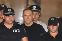 Софийският апелативен съд ще решава дали да остави в ареста Васил Божков