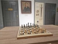 Първият шах на Нургюл Салимова е показан като експонат в музея в град Попово