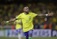Бразилия разби Боливия, Неймар стана еднолично голмайстор №1 в историята на "Селесао"