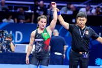 Биляна Дудова и Юлияна Янева стартираха успешно на световното по борба