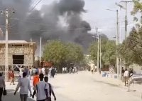 Най-малко 16 убити и 30 ранени при самоубийствен атентат в Сомалия