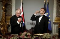 Банкет в чест на краля: Макрон и Чарлз Трети вдигнаха тостове във Версай