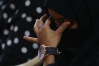 Затвор и глоби за жените, които не носят хиджаб в Иран