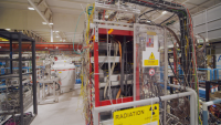 Експеримент на ЦЕРН: Материята и антиматерията се влияят еднакво от гравитацията