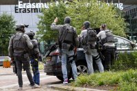 Стрелба с жертви и ранени в Ротердам