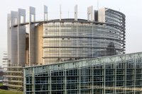 Европейският парламент прие законопроект за свобода на медиите в ЕС