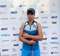 17-годишната Ива Иванова постигна първата си победа на турнир за жени на ITF