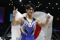 Олимпийският шампион Дайки Хашимото спечели титлата в многобоя на световното първенство по спортна гимнастика