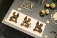 Археологическият музей показва уникални находки от некропола при Требенище (Снимки)