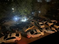 Полицаи задържаха 14 чуждестранни граждани в столичен квартал