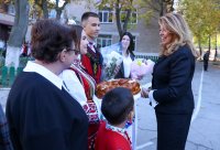 снимка 4 Илияна Йотова разговаря с президента на Молдова Мая Санду