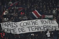 Привърженик на Пари Сен Жермен е сериозно ранен при сблъсъци с фенове на Милан