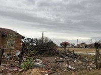 След бурята: Остава частичното бедствено положение в село Лъвино