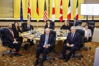 Външните министри от Г-7 призоваха за хуманитарни паузи в Близкия изток