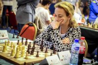 снимка 3 България очаква своите златни момичета в шахмата