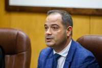 Министърът на вътрешните работи заяви, че няма да подаде оставка