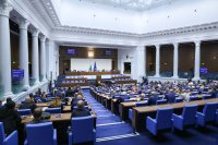 Парламентът ще обсъди промени в състава на 9 от постоянните комисии