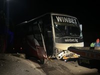 Водачът на автобуса с 16 деца, който катастрофира край Дряново, вероятно е починал преди инцидента