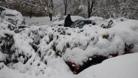 Снежна блокада в цялата страна - къде падна най-много сняг