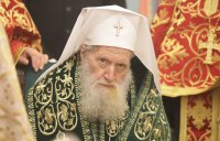 Молебен за здравето на патриарх Неофит