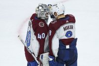 Александър Георгиев направи 19 спасявания за победата на Колорадо над Минесота в НХЛ