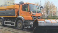 Над 100 снегорина са в готовност за чистенето на снега в София