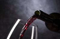 Задържаният шофьор с 4,7 промила алкохол признал, че изпил 1 литър вино