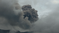 Изригна вулкан в Индонезия