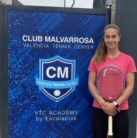 Йоана Константинова и Ива Иванова се класираха за полуфиналите на двойки на тенис турнира "Еди Хер"