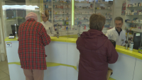 Хиляди българи са със затруднен достъп до аптека