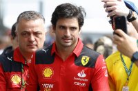 Стюард във Формула 1: Наказанието на Карлос Сайнц е нечестно спрямо него