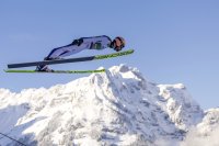 снимка 2 Владимир Зографски премина квалификацията по ски скок в Енгелберг с 18-и резултат