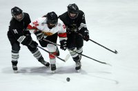 България приключи с минимално поражение от Нова Зеландия участието си на световното първенство по хокей на лед за девойки в София