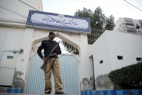 Поне 9 души са загинали при пакистанския удар срещу Иран
