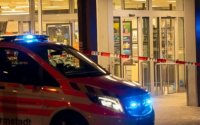 Българин застреля бившата си приятелка в супермаркет в Германия