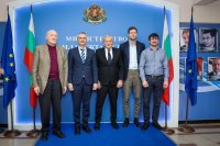 Димитър Илиев проведе среща с представители на ФИФА и УЕФА
