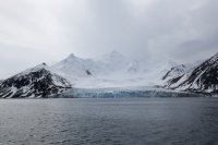 На Антарктида откриха останки от самолетна катастрофа от преди 48 години
