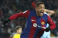 Новата перла на Барселона влезе от пейката и донесе победата срещу Осасуна с дебютния си гол
