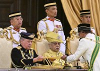 снимка 6 Новият владетел на Малайзия положи клетва, коронацията му ще е след месеци
